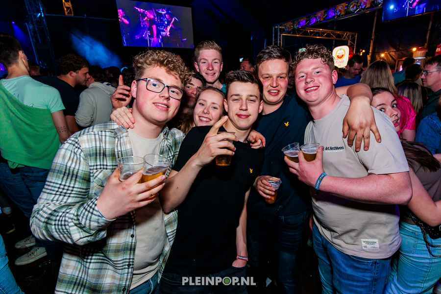 Publiek Bewerkt    (58)